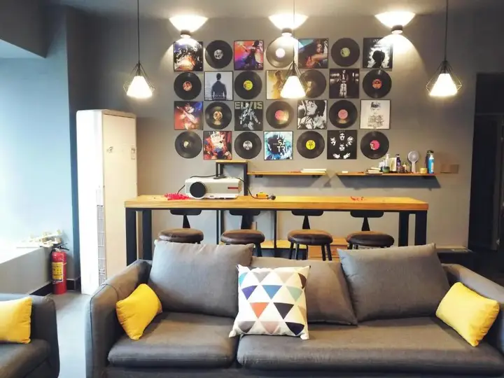 Чунцин: 18 Youth Journey Hostel