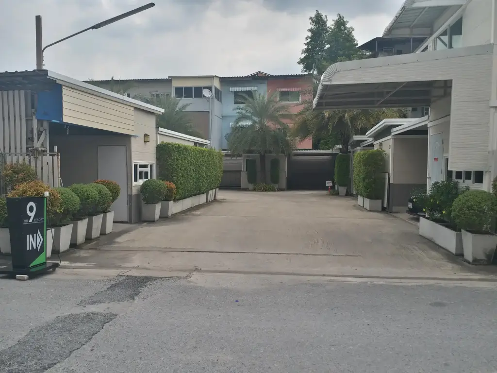 The 9 Resort — фото 1