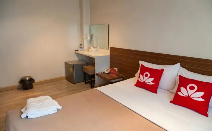 Бангкок: ZEN Rooms Sukhumvit 18
