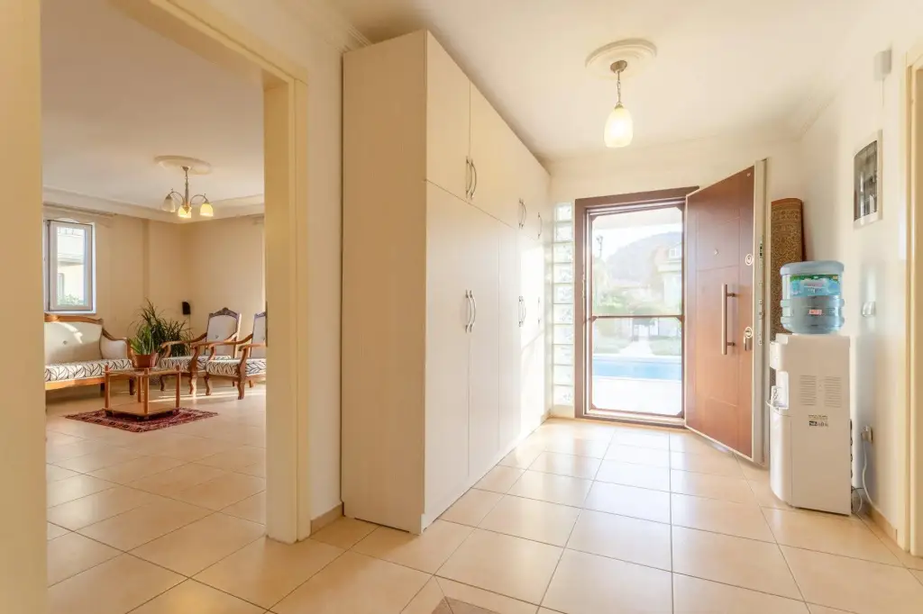 Дальян: Villa Kubra Large Private Pool A C Wifi Car Not Required - 3162