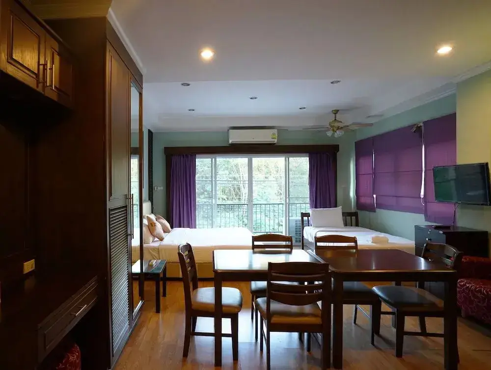 Паттайя: Blooming Hill Boutique Suites
