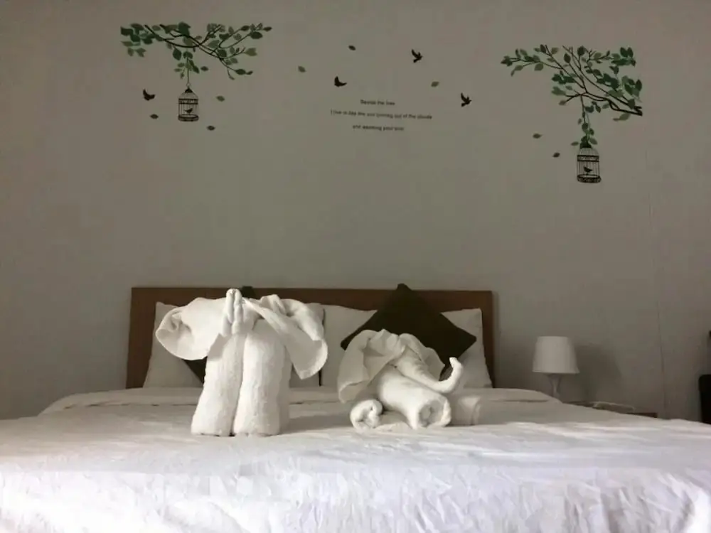 Бангкок: Ruamsab Apartment 1