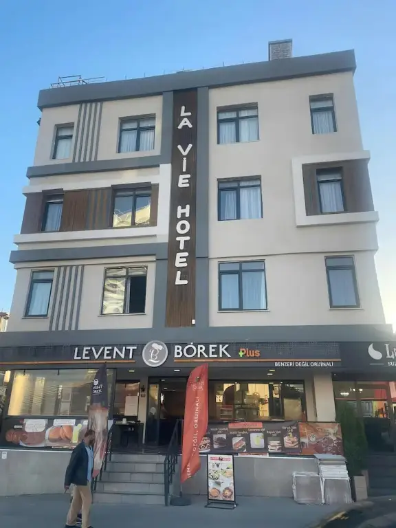 La Vie Suit Hotel — фото 1