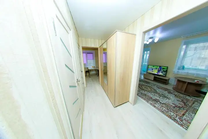 Усть-Каменогорск: Apart on Slavskogo 14