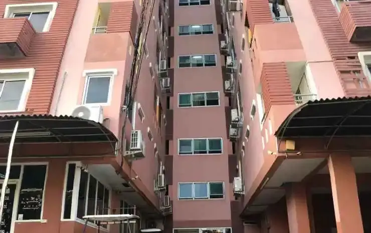 Бангкок: Baan Daratorn Soi 53 Yeak 4