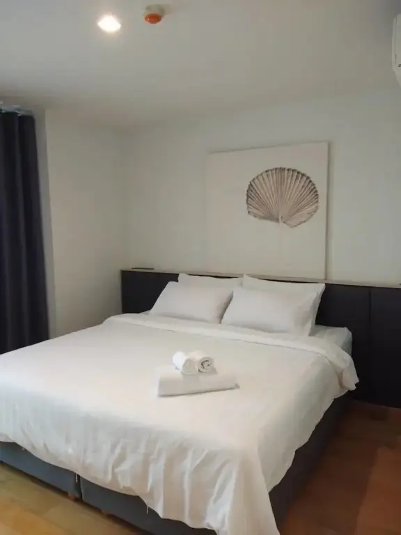 Бангкок: The Room Sukhumvit 62
