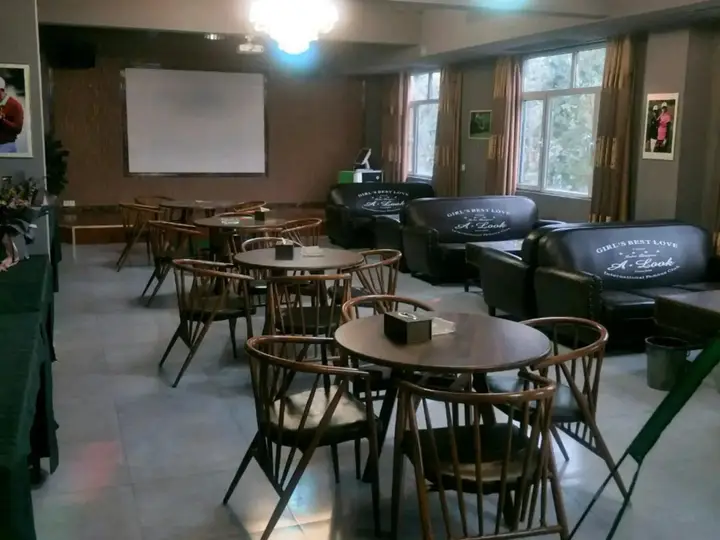 Хецзе: Super 8 Express Hotel (Heze Zhengzhou Road)