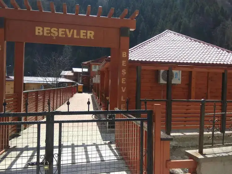 Узунгёль: Beş Evler Apart