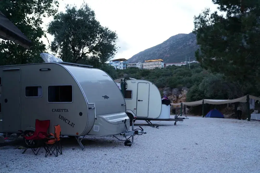 Каш: Oh Be Camping