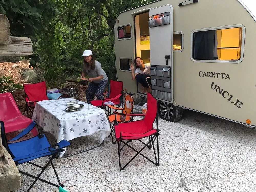 Каш: Oh Be Camping