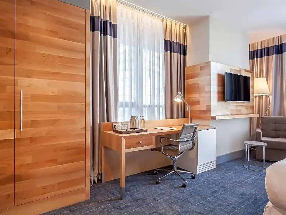 Стамбул: Mercure Istanbul Batisehir