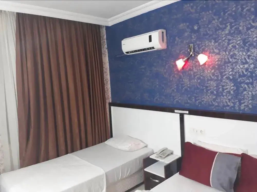 Анталья: Otel Bir