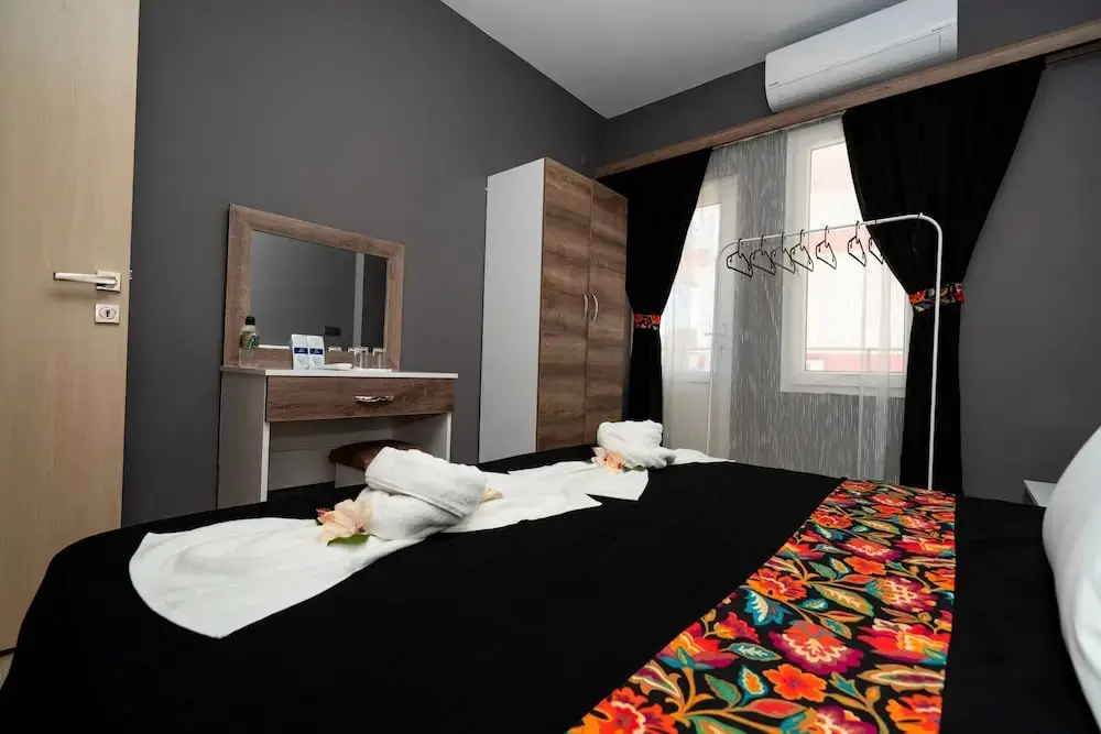 Кемер: Esquire Hotel & Lounge