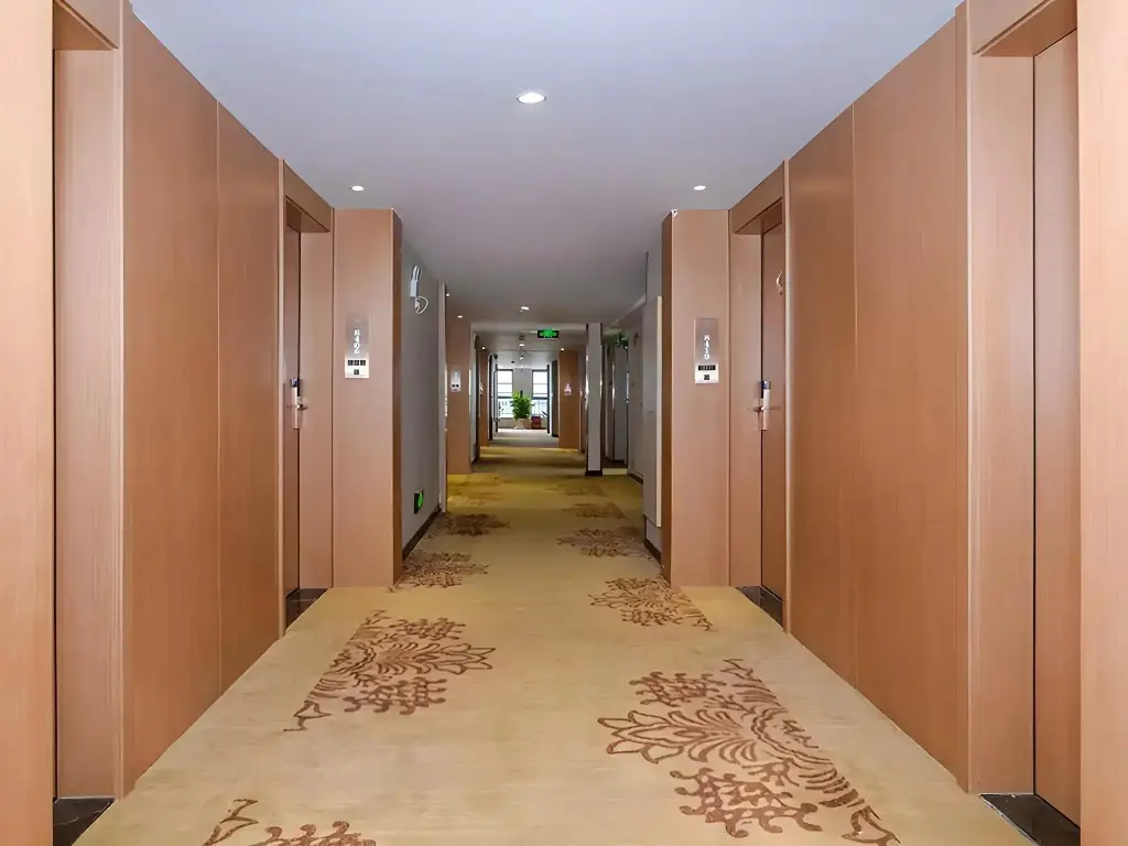 Ухань: Vienna 3 Best Hotel (Yaxin Hospital Aeon Mall)