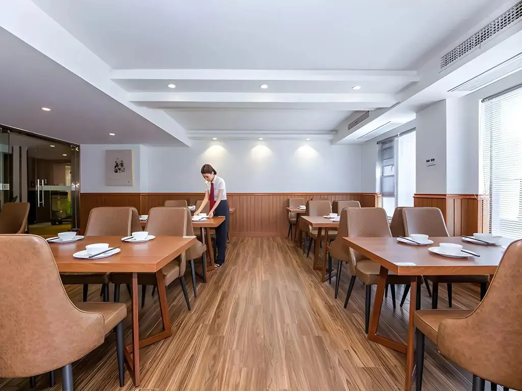 Ухань: Vienna 3 Best Hotel (Yaxin Hospital Aeon Mall)