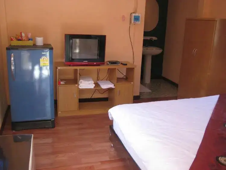 Пхуттхаисонг: Raveekan Resort