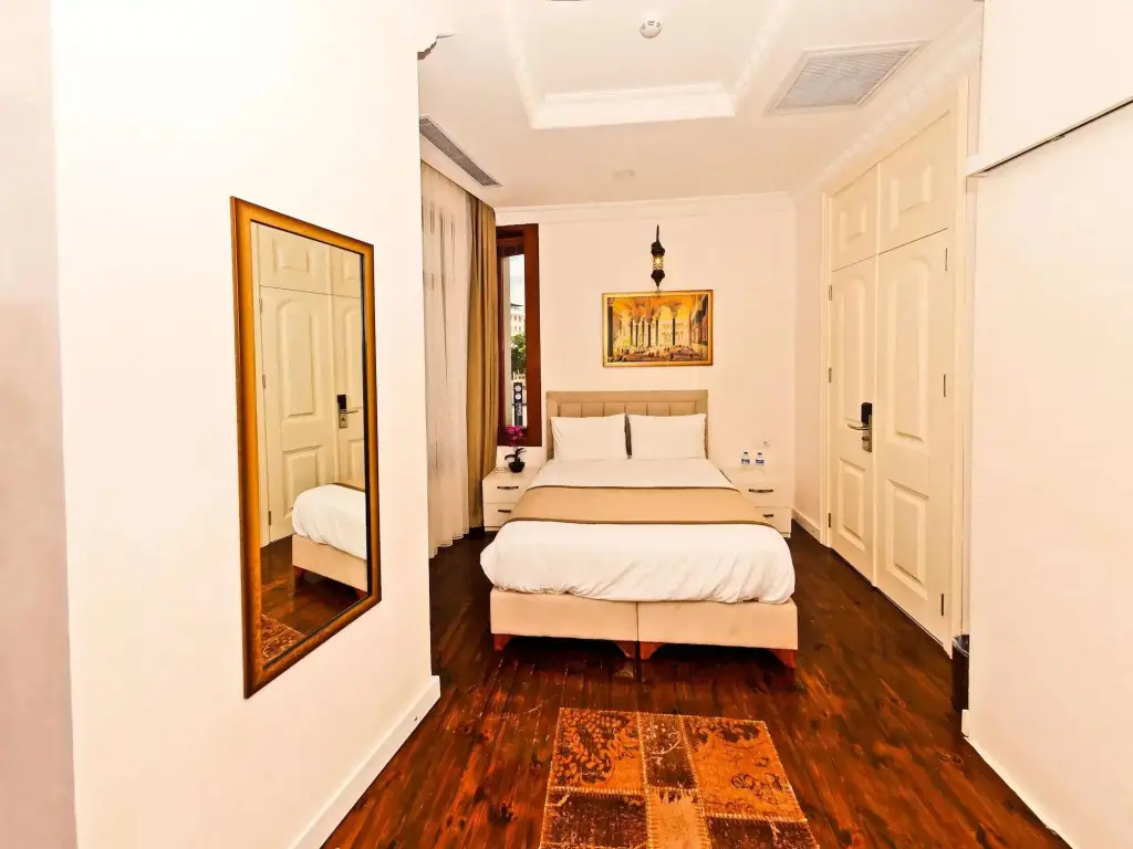 Стамбул: Nusret Bey Hotel