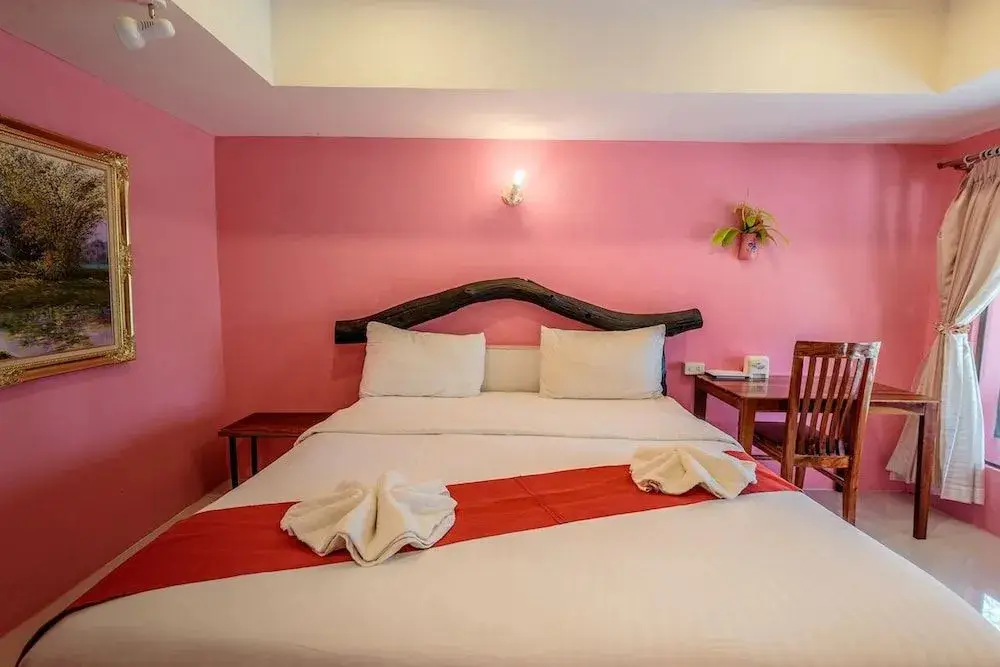 Сатуэк: Moonriver Resort