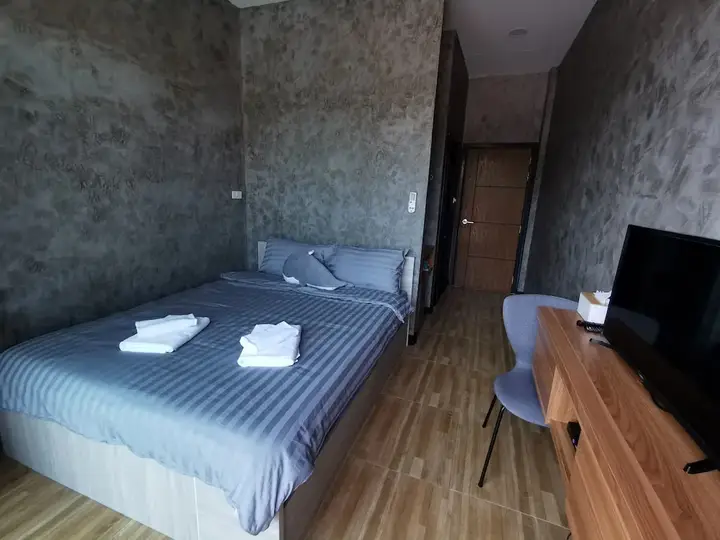 Хат-Чао-Самран: Lay Hotel