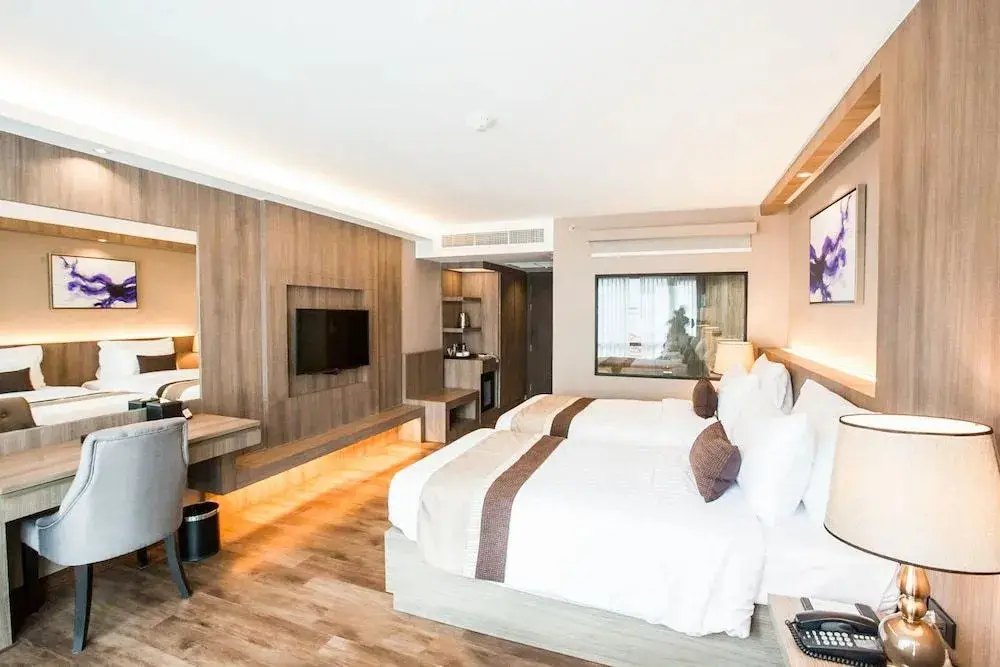 Wealth Lodge Asoke by Favstay — фото 1