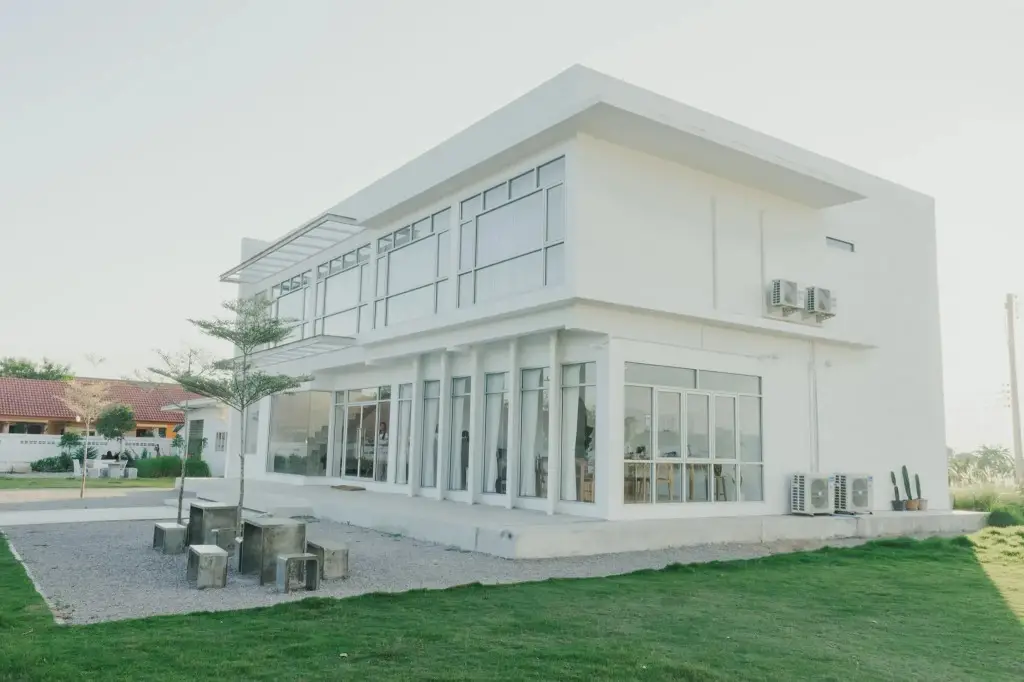 Фанг: Hotel Dawa