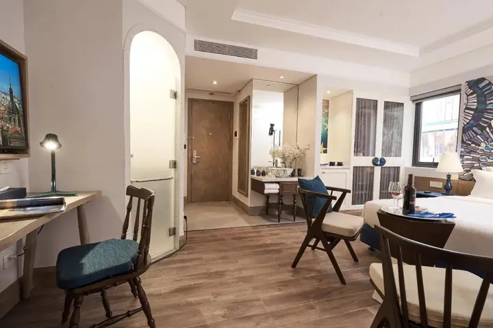 Дананг: Sofiana My Khe Hotel & Spa - Rooftop Pool Bar - Free 01 Draught Beer and 20-minute Spa per Room