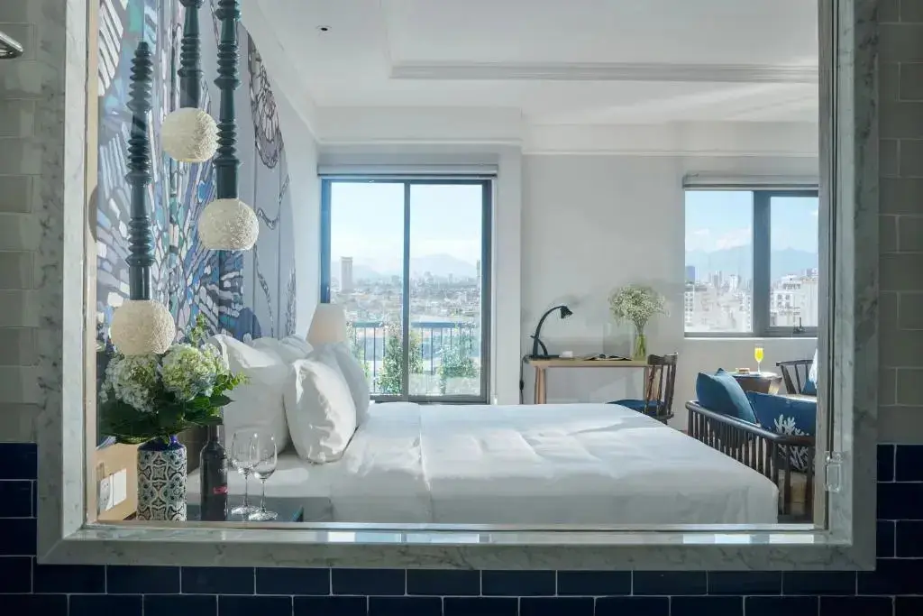 Дананг: Sofiana My Khe Hotel & Spa - Rooftop Pool Bar - Free 01 Draught Beer and 20-minute Spa per Room