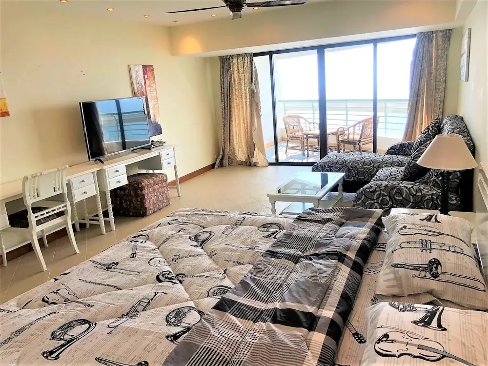 Паттайя: Metro Jomtien Condotel - Sleeps 2