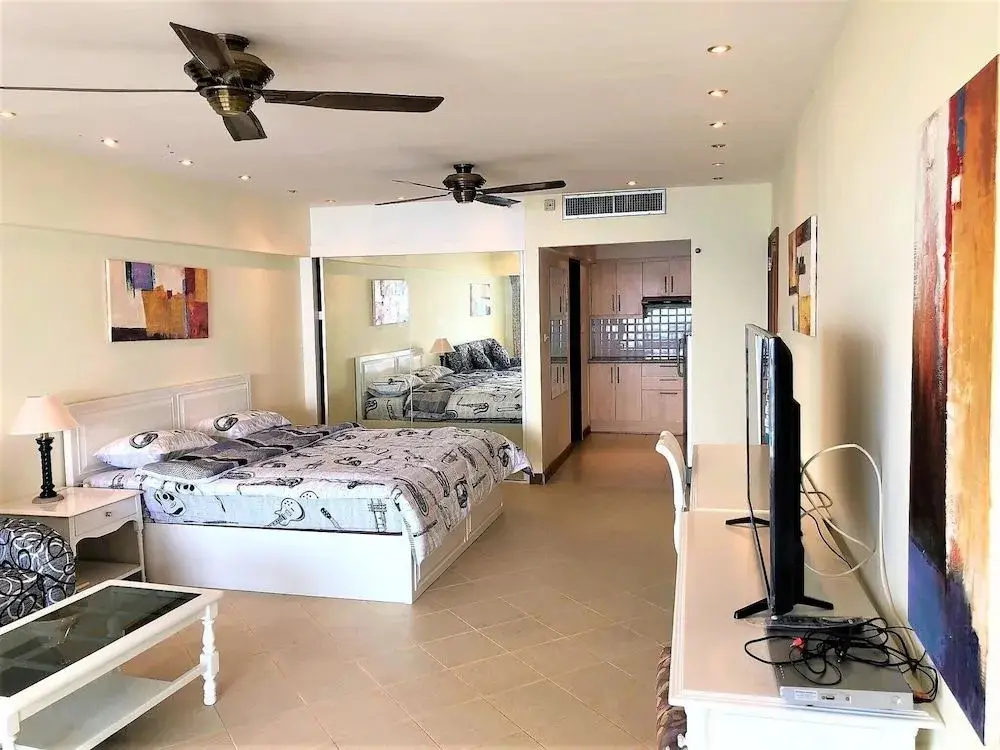 Паттайя: Metro Jomtien Condotel - Sleeps 2