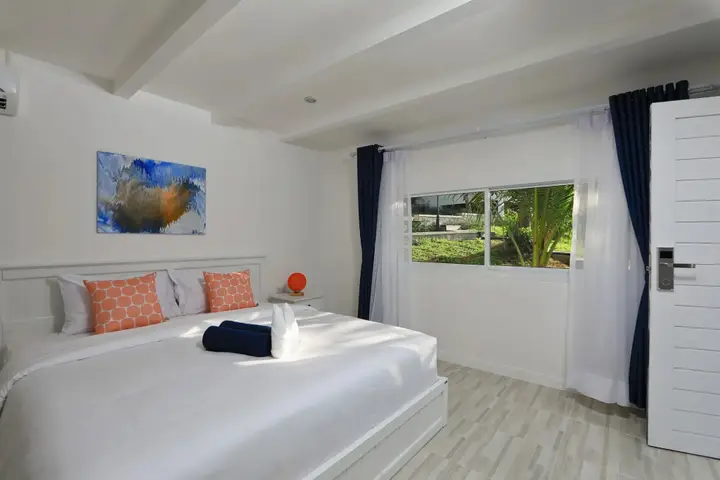Муанг: Kata White Villas
