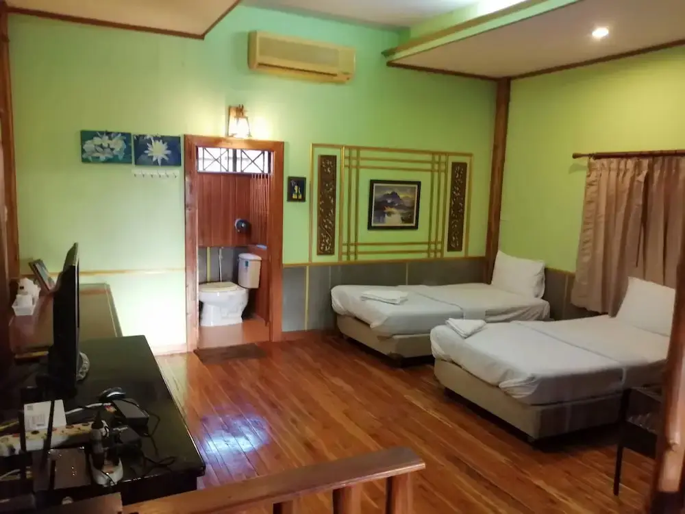 Пха Йу Ха Кхи Ри: Nang Phraya Resort