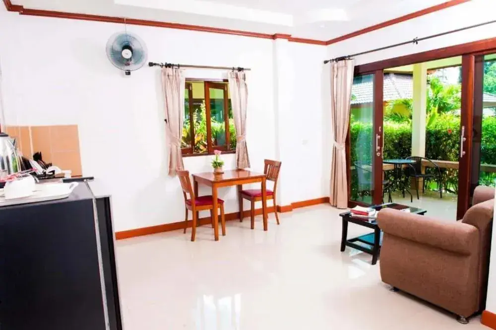 Самуи: Mingmongkol Resort