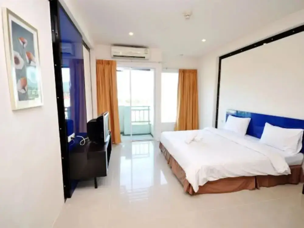 Муанг: Omsaga Phuket Hotel