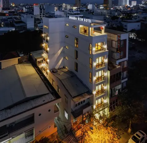 Dragon View Riverfront Hotel - Managed by Chiic Vacation — фото 1