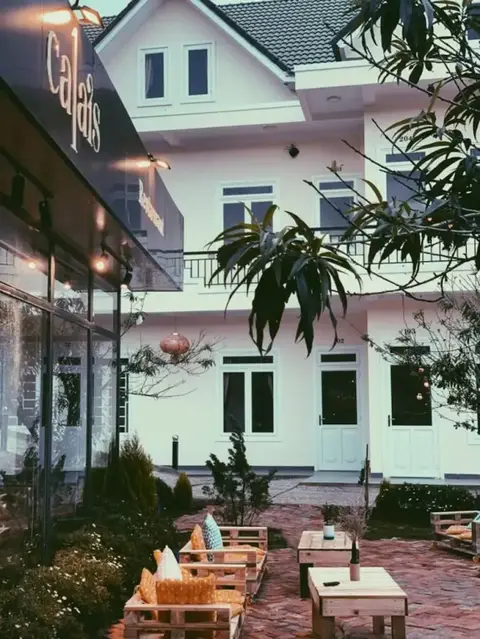 Calais Hotel Villa — фото 1