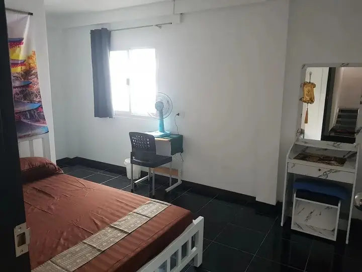 Бангкок: Sam's Place