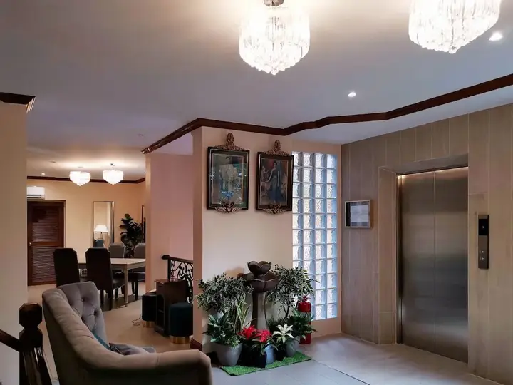 Бангкок: RoomQuest Thonglor