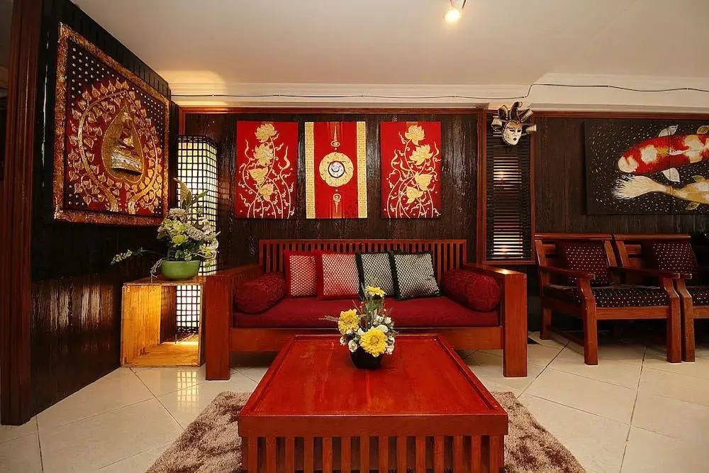 Кату: Sky Silk Decoration House