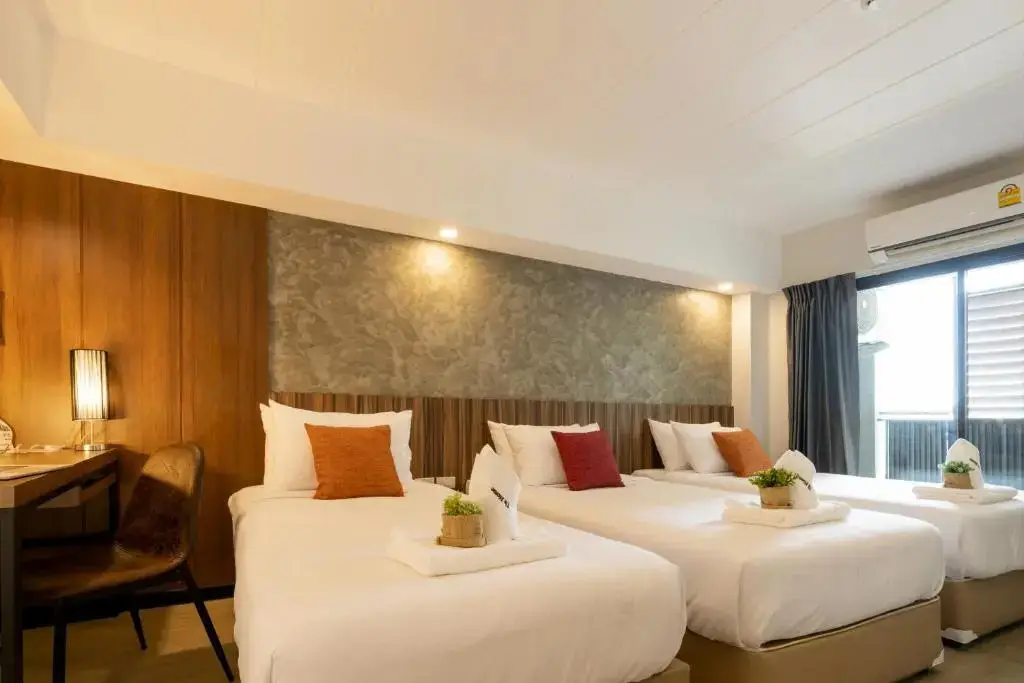 Бангкок: The Home Hotel
