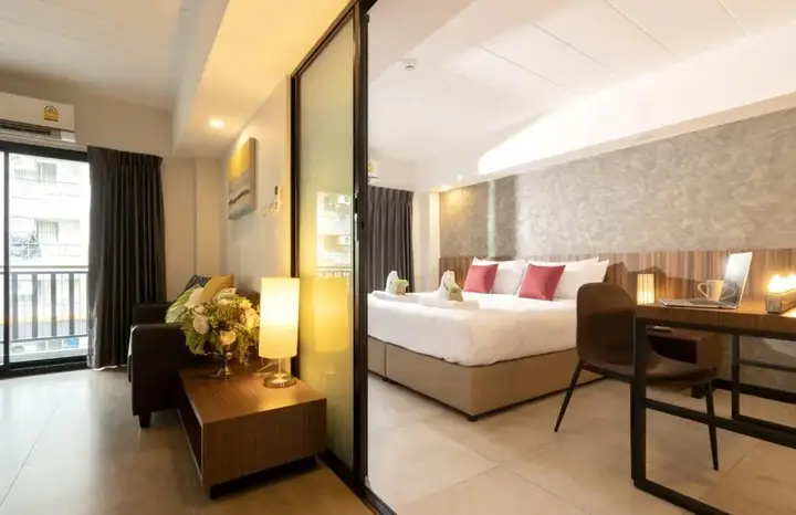 Бангкок: The Home Hotel