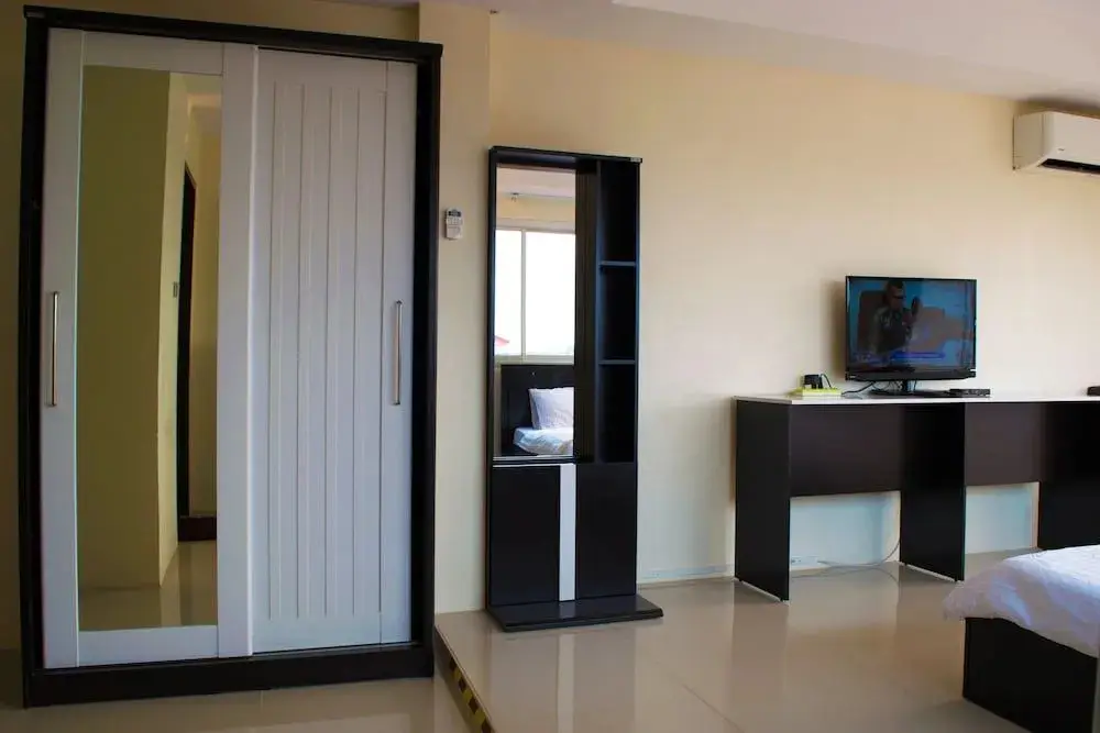 Фантон: Nantharom Hotel and Restaurant
