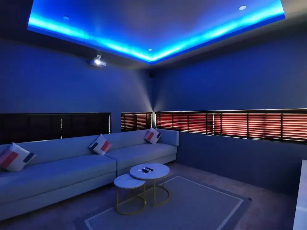Самуи: Skye Beach Hotel