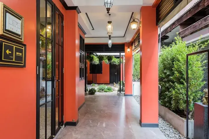 Бангкок: De Phanakron Boutique Hotel
