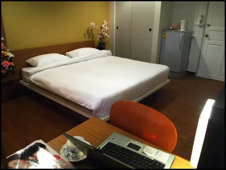 Бангкок: King One Serviced Apartments