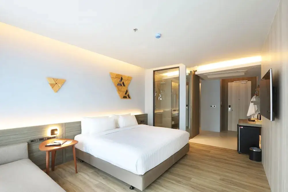 Хатъяй: The Signature Hotel Airport