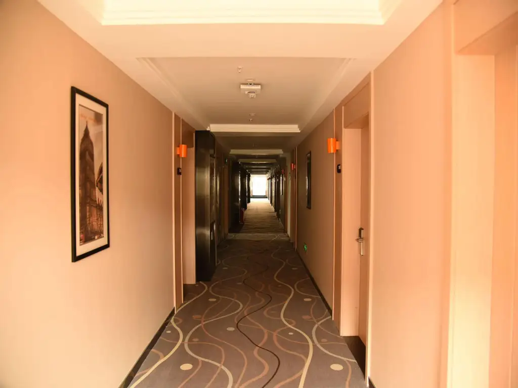 Чунцин: 7 Days Premium·Chongqing Baishiyi
