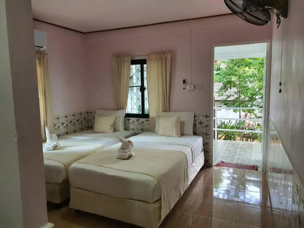 Ко Самет: Blue Bay Bungalow