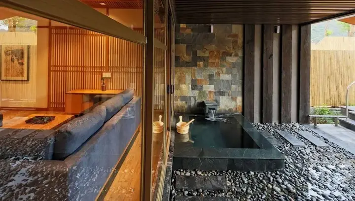 Халонг: Hilton Quang Hanh Onsen Resort