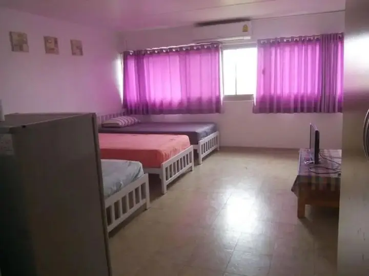 Паккрет: Room-thailand Taxi&apartment Hostel
