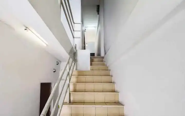 Бангкок: OYO 550 Happyland Guesthouse